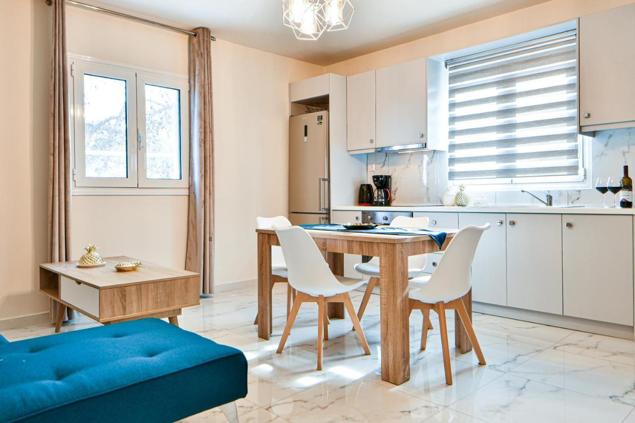 Koukounari Luxury Apartment
