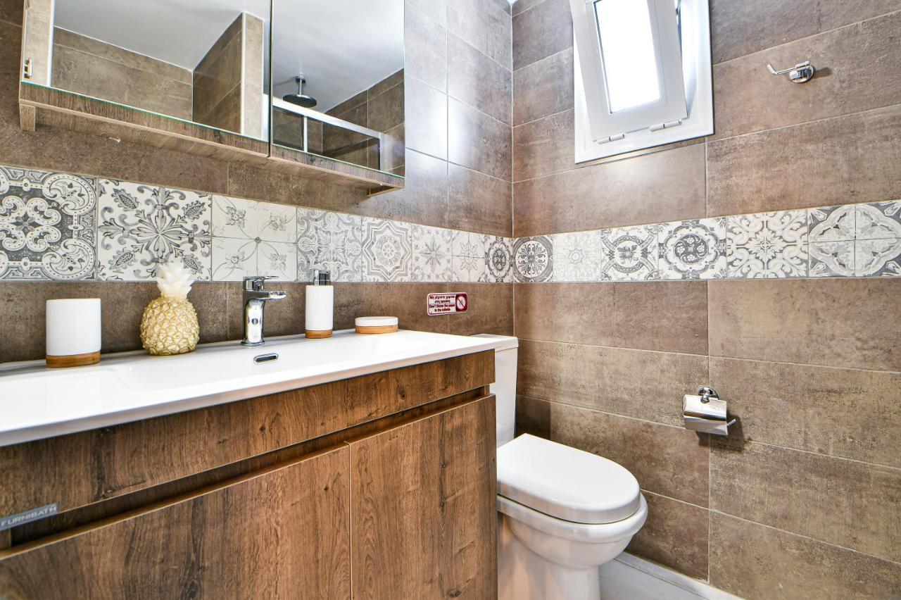 Koukounari Luxury Apartment